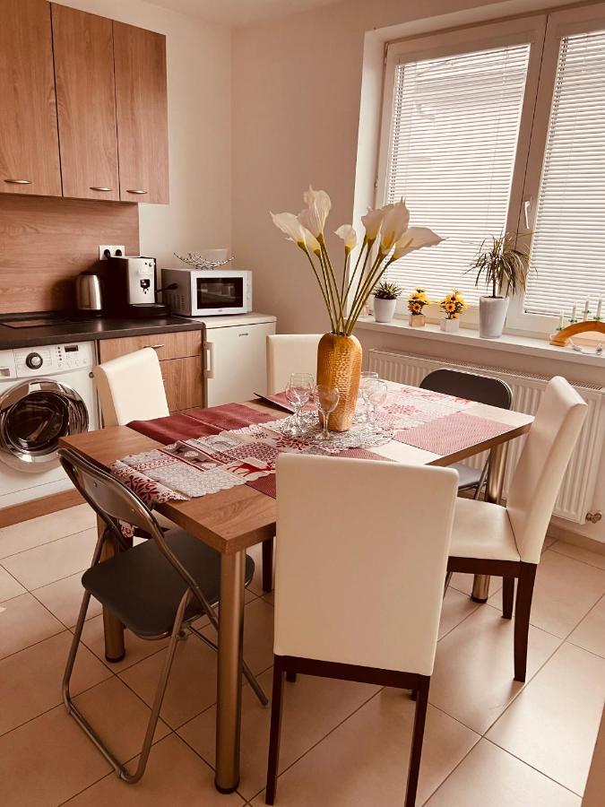Sparrow Apartmens - Vrabcia Ulica 9, Košice Exterior foto