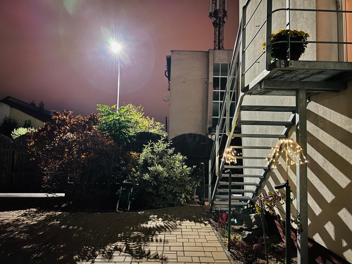 Sparrow Apartmens - Vrabcia Ulica 9, Košice Exterior foto